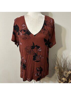 Apt 9 Essentials Collection Women V-Neck Short Sleeve Top Floral Brown Black XL